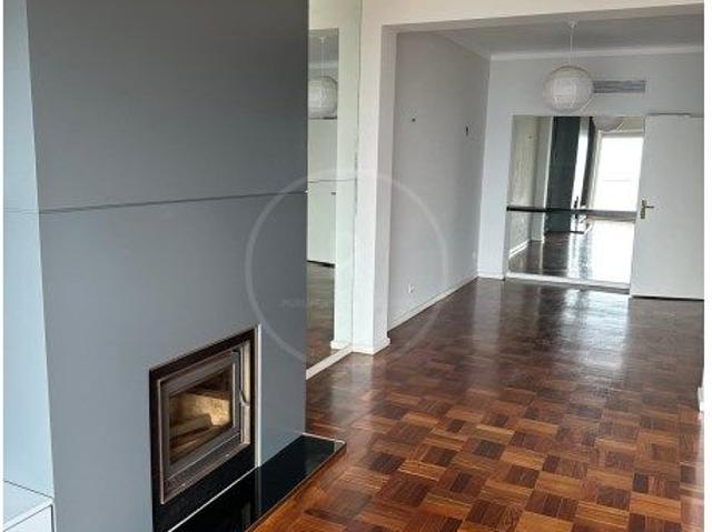 Apartamento T2+1 em Porto