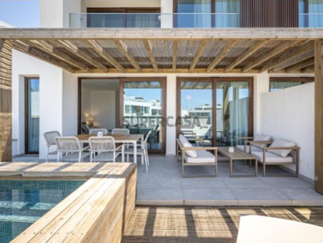 Apartamento T2+1 em propriedade, no centro da vila de Porto Covo