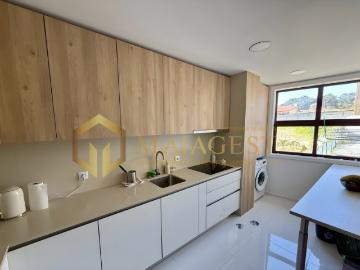 Apartamento T2+1 Moderno e Renovado em Vila Nova de Gaia