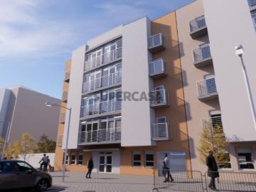 Apartamento T2+1 novo com terraço privativo e arqueamento Vialonga