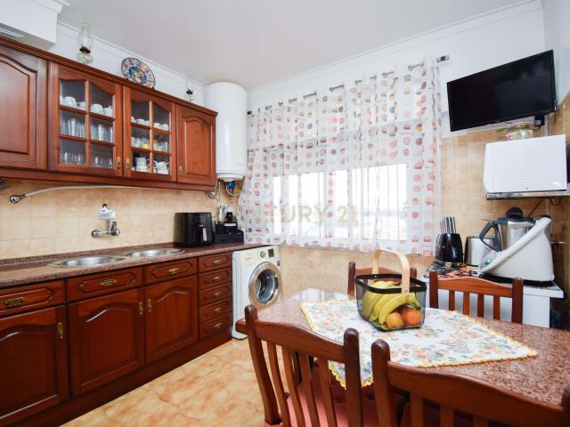 Apartamento T2+1 no Alto do Colaride – Cacém