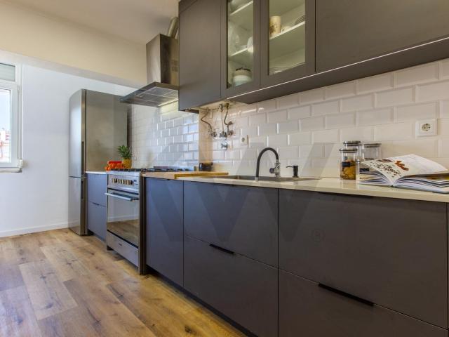 Apartamento T2+1 na Cruz de Pau | Vista desafogada | 5 min d. 93m² Amora