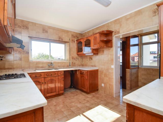 Apartamento T2+1 para Arrendamento em Tires – Moradia Bifamiliar