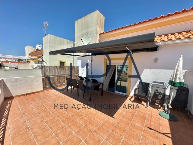 Apartamento T2+1 para Arrendamento Outubro a Maio