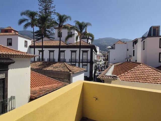 Apartamento T2+1 para Arrendamento | Rua da Mouraria – Funchal