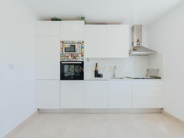 Apartamento T2+1 Renovado em Alhos Vedros