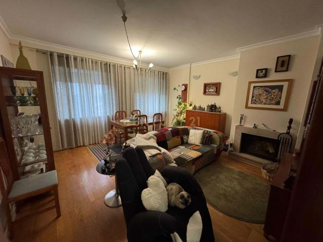 Apartamento em Valbom com vista Rio Douro com usufruto temporário