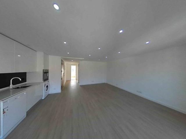 Apartamento T2+1 Totalmente Remodelado | Forte da Casa | A menos de 20 minutos de Lisboa
