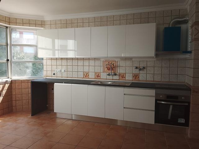 Apartamento T2+1 Venda em Algueirão Mem Martins,Sintra 91m² Algueirão Mem Martins