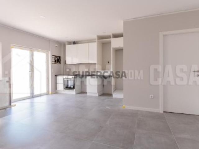 Apartamento T2+2 Duplex A Gumirães