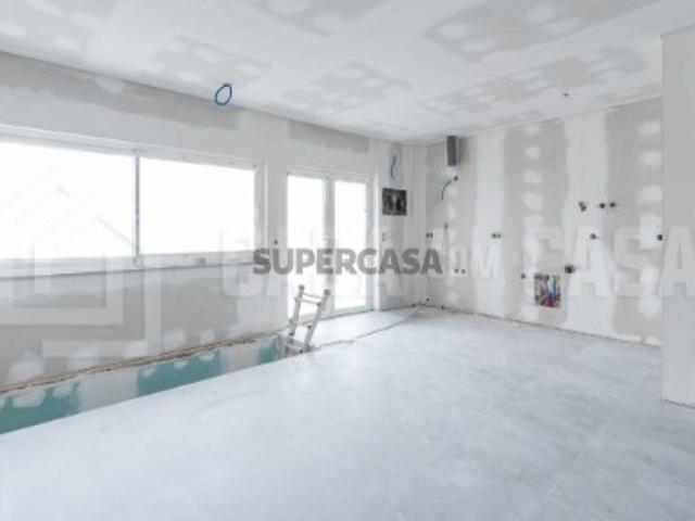 Apartamento T2+2 Duplex B Gumirães