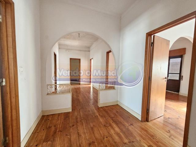 Apartamento T2+2 em Samora Correia SC1028