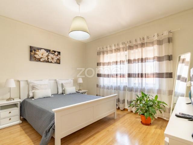 Apartamento T2+2 no Centro da Senhora da Hora