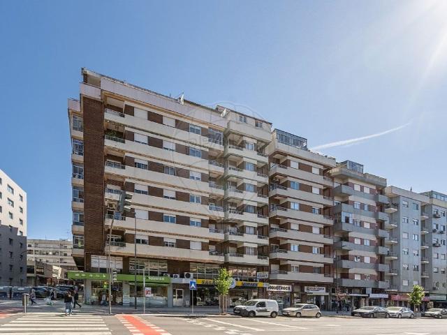 Apartamento T2+2, totalmente renovado, na Avenida da Liberda. 0m² Braga São José de São Lázaro e São João do Souto
