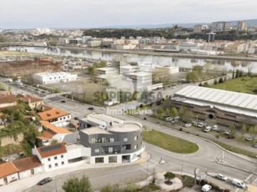 Casa à venda em Assafarge - Ar Condicionado