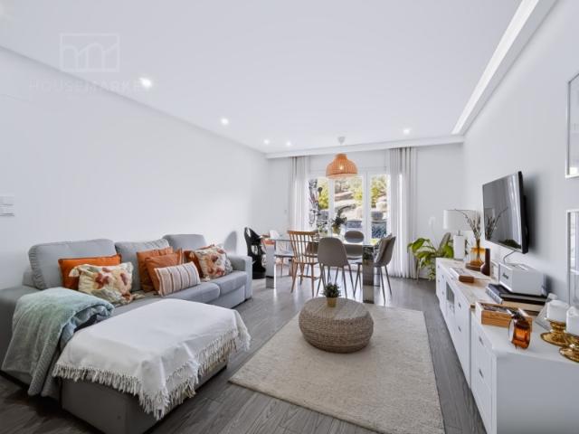 APARTAMENTO T2 96,00m² COMO NOVO PRONTO PARA ENTRAR E VIVER!
