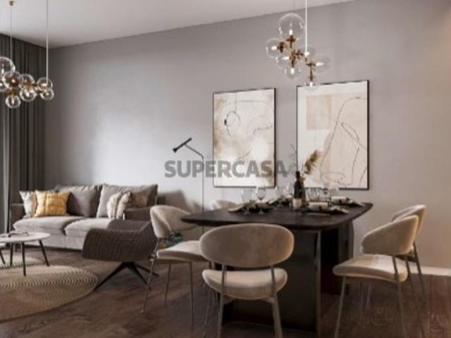 Apartamento T2 + 1 em Condomínio com Piscina em Portimão