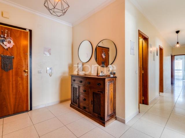 Apartamento T2 + 1 em Lagoa