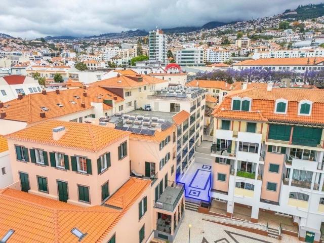 Apartamento T2 2 Suites NO CENTRO DO FUNCHAL Para Venda 134m² Santa Maria Maior Funchal