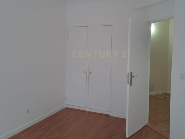 Apartamento T2 Tapada das Merçês