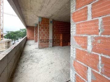 Apartamento T2 com Terraço de 20m² | Sesimbra Freguesia do Castelo