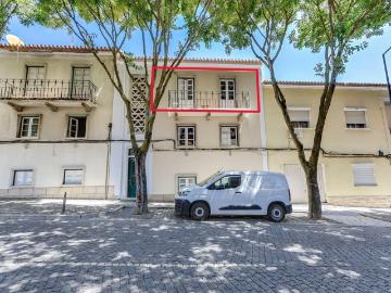 Apartamento T2,Terraço, 84m2, Rua General Teófilo da Trindade