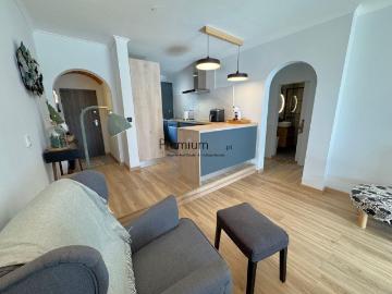 Apartamento T2 totalmente remodelado em Albufeira 76m² Albufeira e Olhos de Água