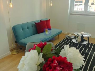 Apartamento T2 totalmente remodelado em Benfica 89m² Benfica
