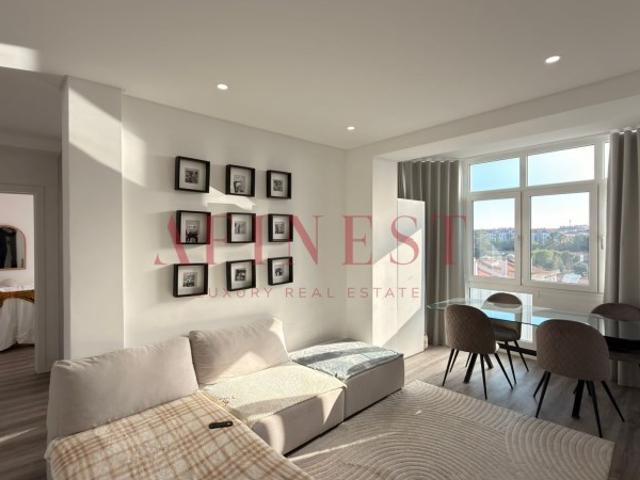 APARTAMENTO T2 TOTALMENTE REMODELADO EM QUELUZ PARA ENTRAR 07/11/2026