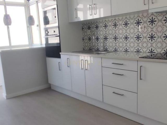 Apartamento T2 Totalmente Remodelado no Coração do Lavradio