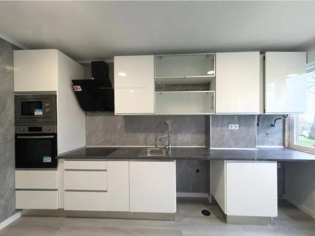 Apartamento T2 Totalmente Remodelado no Centro de Oeiras | V. 81m² Oeiras E São Julião Da Barra
