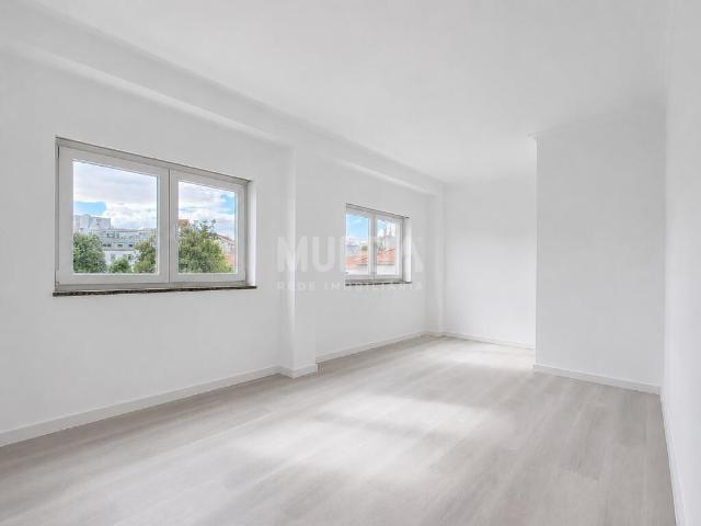 Apartamento T2 totalmente renovado no Centro Histórico de Bragança