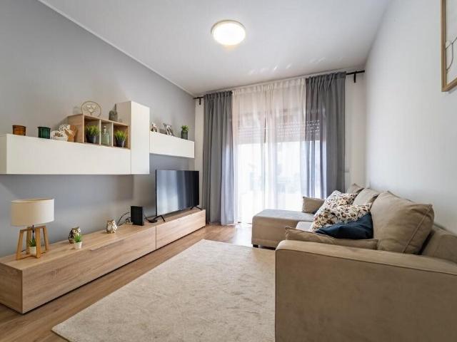 Apartamento T2 totalmente renovado com lugar de garagem em C. 65m² Custóias, Leça do Balio e Guifões