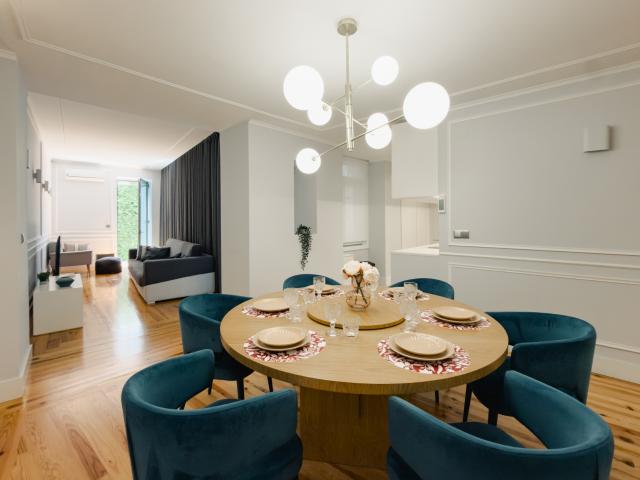 Apartamento T2 Totalmente Renovado e Mobilado em Lisboa