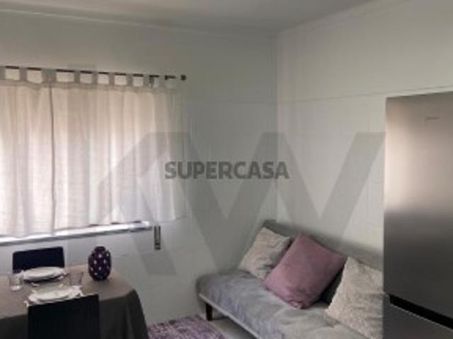 Apartamento T2 transformado em T4 com garagem, São Martinho do Bispo, Coimbra