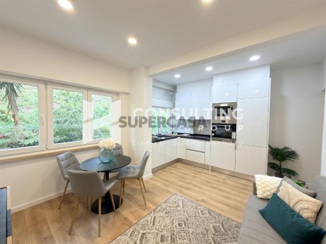 Apartamento T2 Venda em Benfica,Lisboa