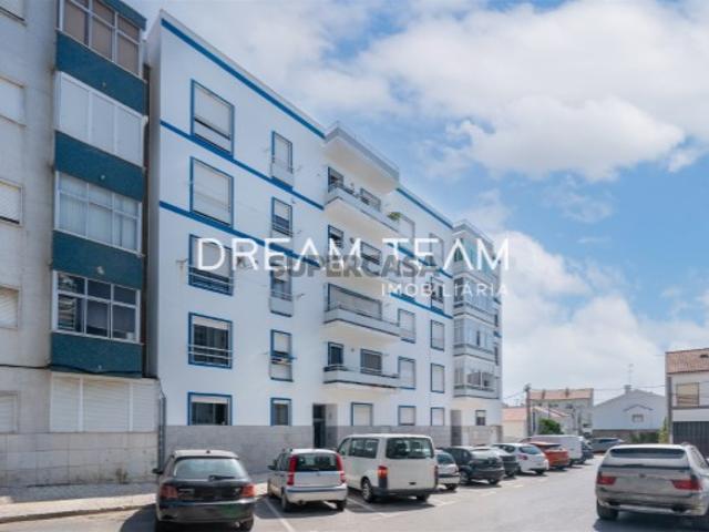 Apartamento T2 Venda em Laranjeiro e Feijó,Almada
