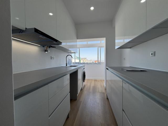Apartamento T2 Venda em Olivais,Lisboa 72m² Santa Maria dos Olivais