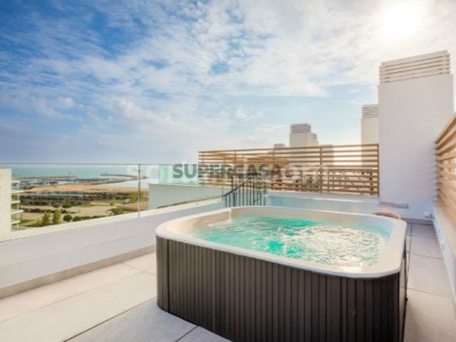Apartamento T2 Venda em Quarteira,Loulé