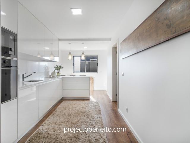 Apartamento T2 Venda em São Félix da Marinha,Vila Nova de Ga. 95m² São Félix Da Marinha