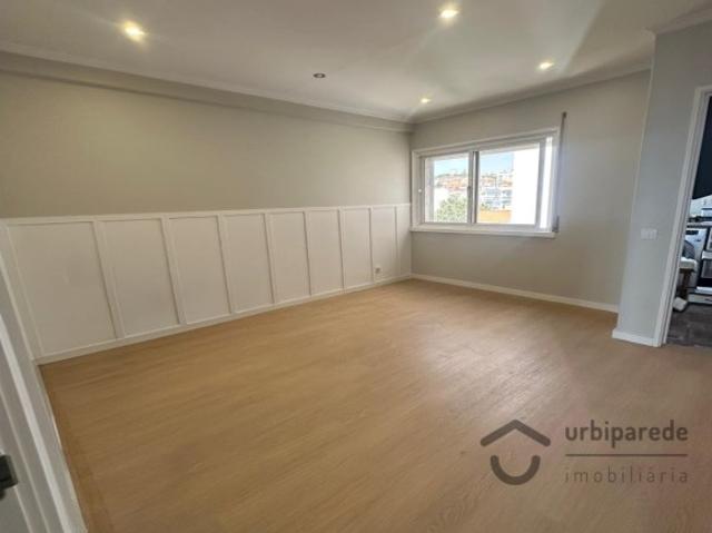 Apartamento T2 vista de mar Oeiras