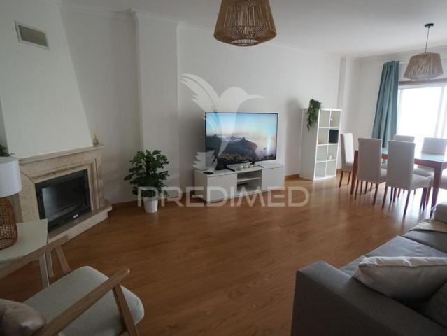Apartamento t2 vista mar centro de sines