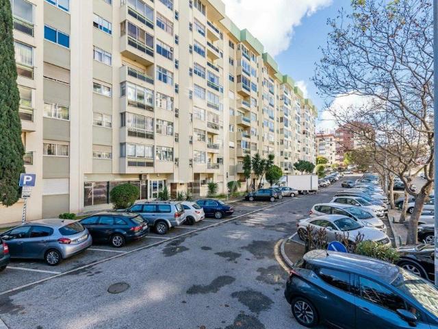 Apartamento t2 | vista mar | paço de arcos