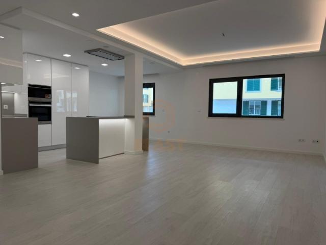 APARTAMENTO T2 A ESTREAR ERICEIRA
