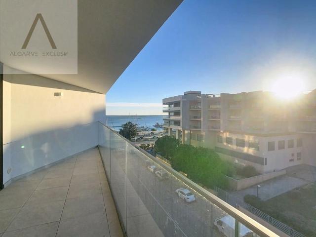 Apartamento t2 à venda na Baixa de Olhão com vista para o ma. 92m² Olhão