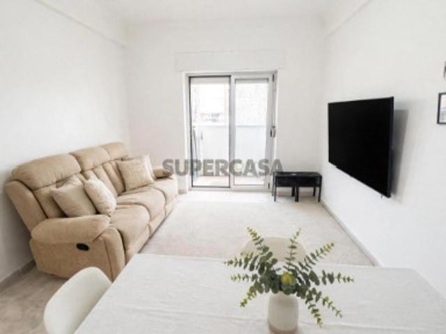 Apartamento T2 à Venda no Cacém
