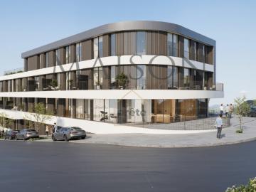 Apartamento T2 à venda no Centro de Lousada