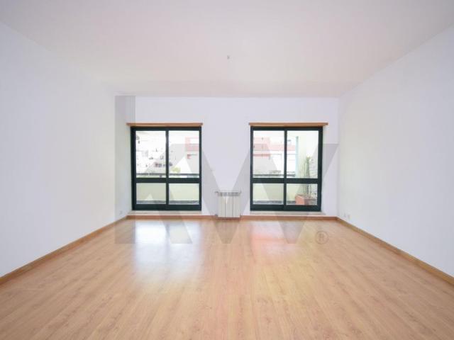 Apartamento T2 à venda no Parque das Nações 103m² Santa Maria Maior