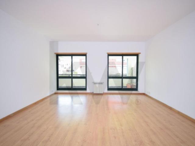 Apartamento T2 à venda no Parque das Nações