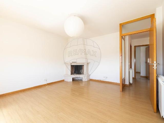Apartamento T2 à venda em Mafra, Mafra RE/MAX Portugal